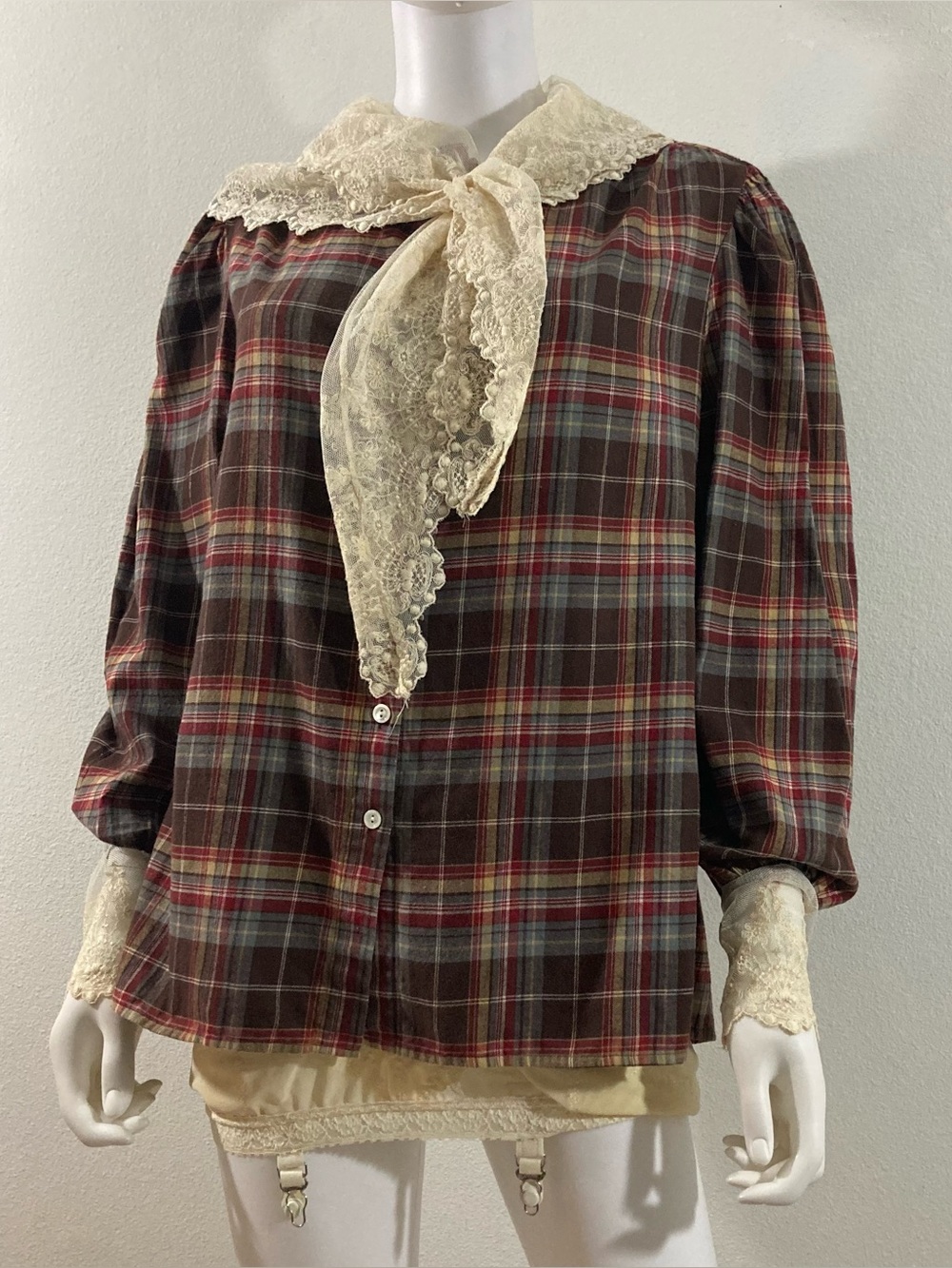 Ralph Lauren Vintage 1980’s Lace Collar Plaid Flannel Shirt Size Large
